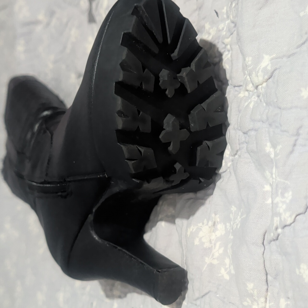 Wild Diva Lounge Quilted Knee High Platform Boots w/ Secret Pocket | Black - Picture 7 of 14